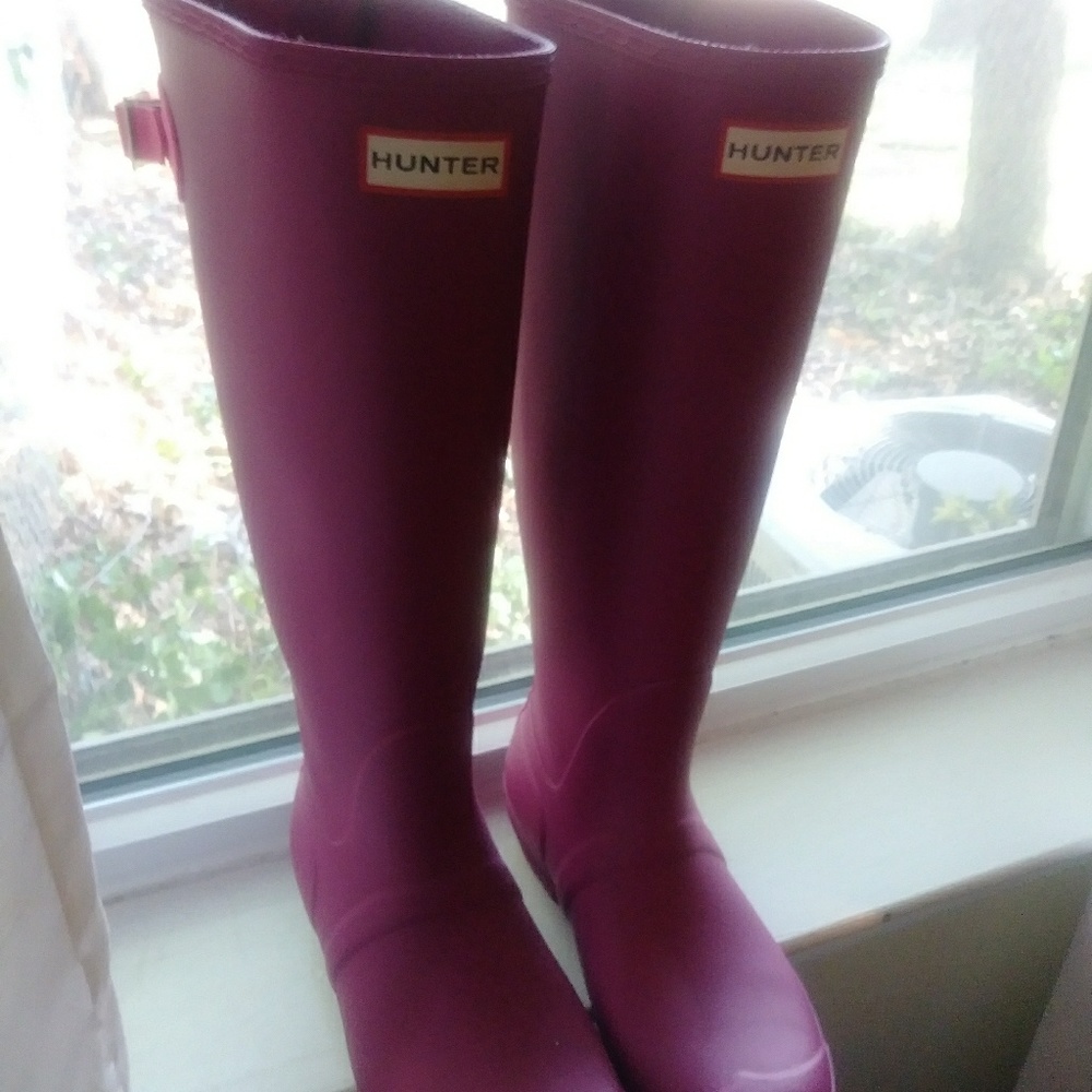 Hunter Rain Boots (Adjustable Strap)